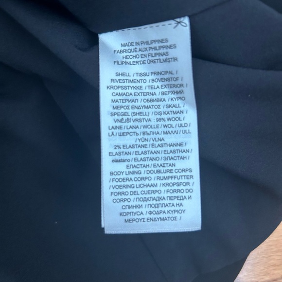 Ralph Lauren Double-Breasted Wool Crepe Blazer - Picture 8 of 8